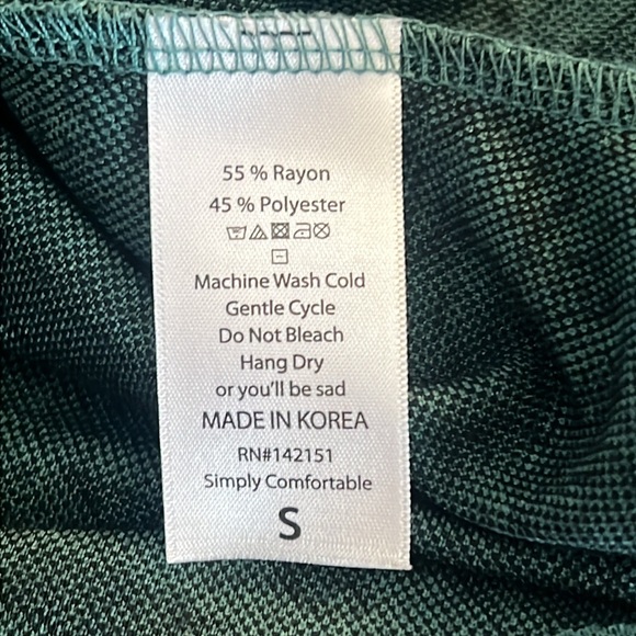 LULAROE BLOUSE ………0010 - Picture 8 of 9